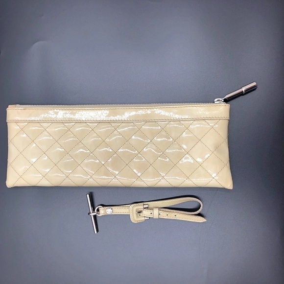 Burberry Patent Quilted Leather Wristlet Clutch - Picture 3 of 8